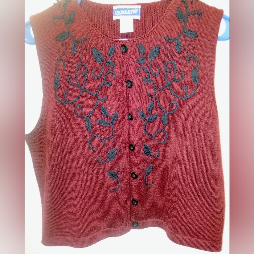 Pendleton Maroon Cardigan with Black Embroidery Sz L Wool Blend